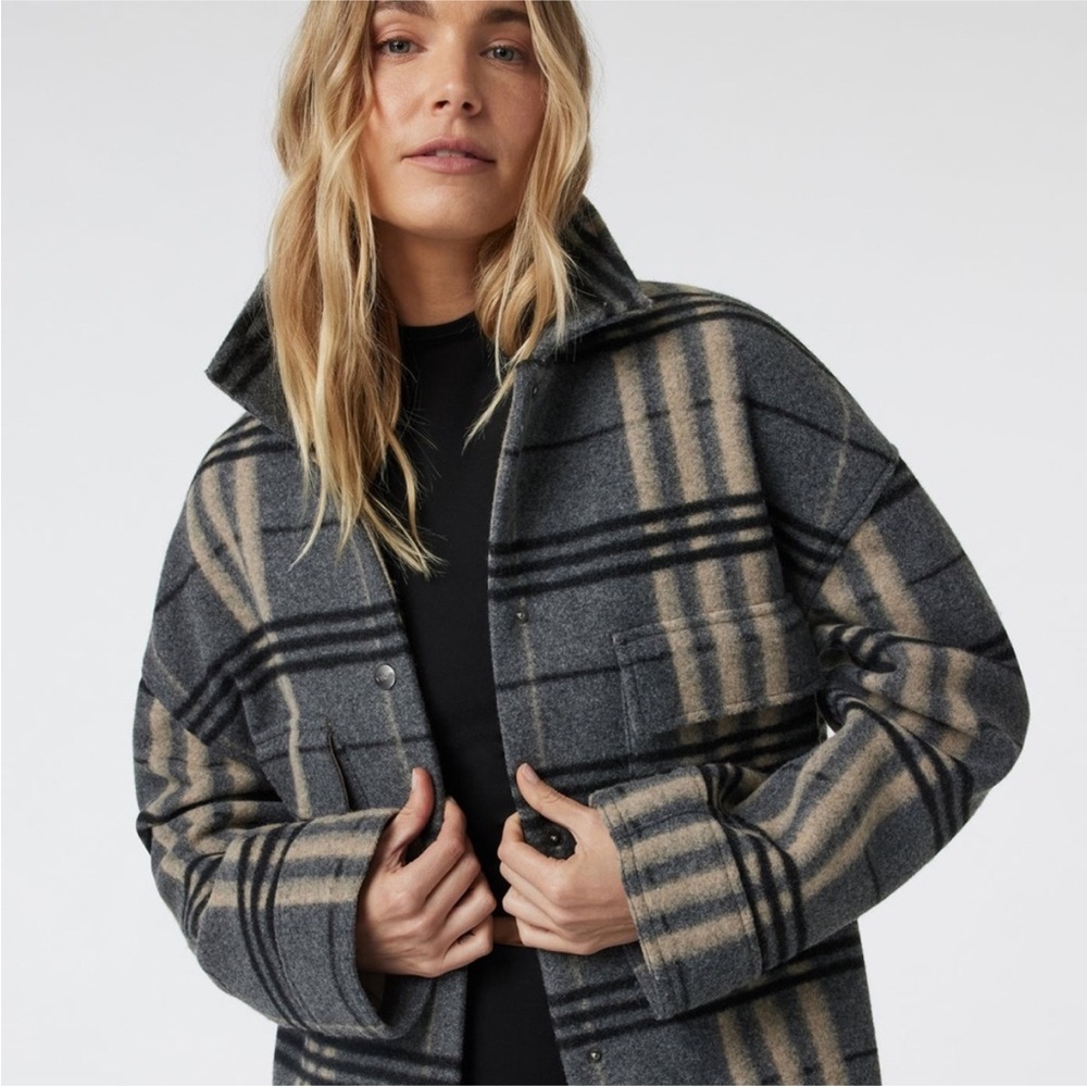 Vuori Plaid Coat in Gray and Cream - Picture 4 of 13